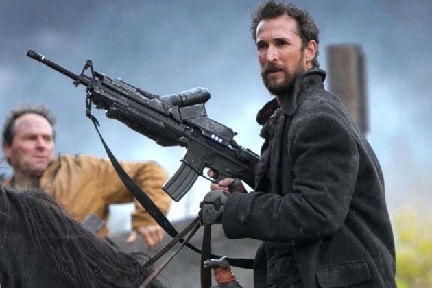 Falling Skies Season 4 David Eick Remi Aubuchon Falling Skies Season 4 David Eick Remi Aubuchon