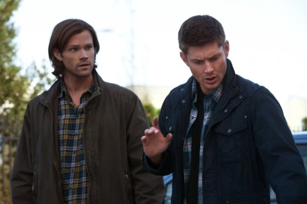 Supernatural Preview Dog Dean Afternoon Photos Supernatural Preview Dog Dean Afternoon Photos
