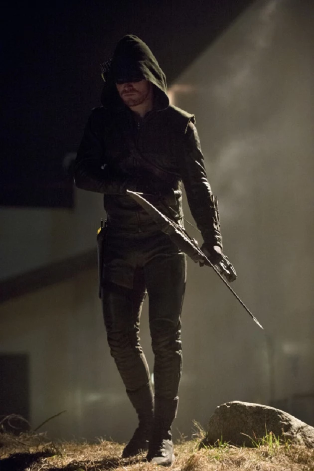 Arrow Birds of Prey Photos Huntress Canary Arrow Birds of Prey Photos Huntress Canary