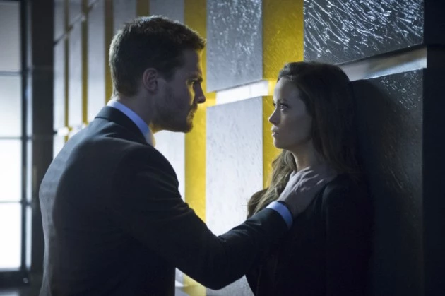 Arrow Deathstroke Photos Slade Summer Glau Arrow Deathstroke Photos Slade Summer Glau