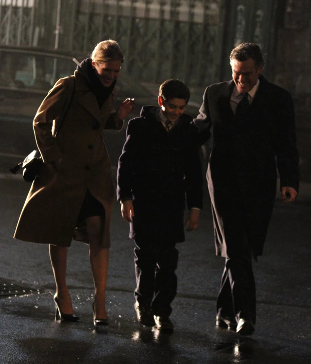 Gotham Set Pics Wayne Parents Death Gotham Set Pics