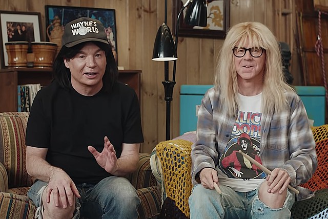 'Wayne's World's Mike Myers and Dana Carvey Reunite in Super Bowl Ad